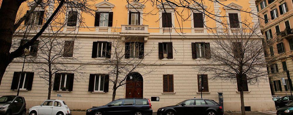 74 Crescenzio House Hotel Rome Exterior photo